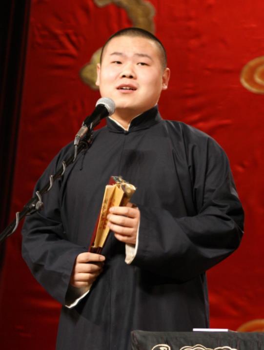 爆料岳云鹏的视频,笑星背后的真实瞬间  第2张